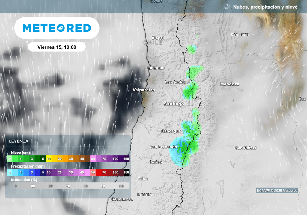 La jornada del viernes comienza con cielo cubierto y posibilidad de chubascos en la cordillera de la RM.