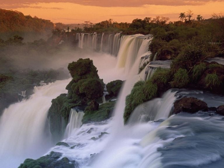 Cataratas del Iguazú desborde crecida lluvias pronóstico invierno Cataratas del Iguazú desborde crecida lluvias pronóstico invierno