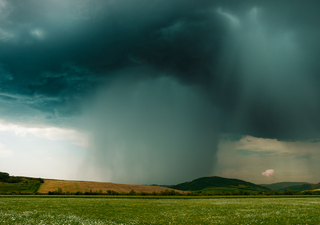 Pron&oacute;stico de tormentas para Arag&oacute;n y Catalu&ntilde;a: en unas horas dejar&aacute;n lluvias de m&aacute;s de 15 l/m2, granizo y vendavales