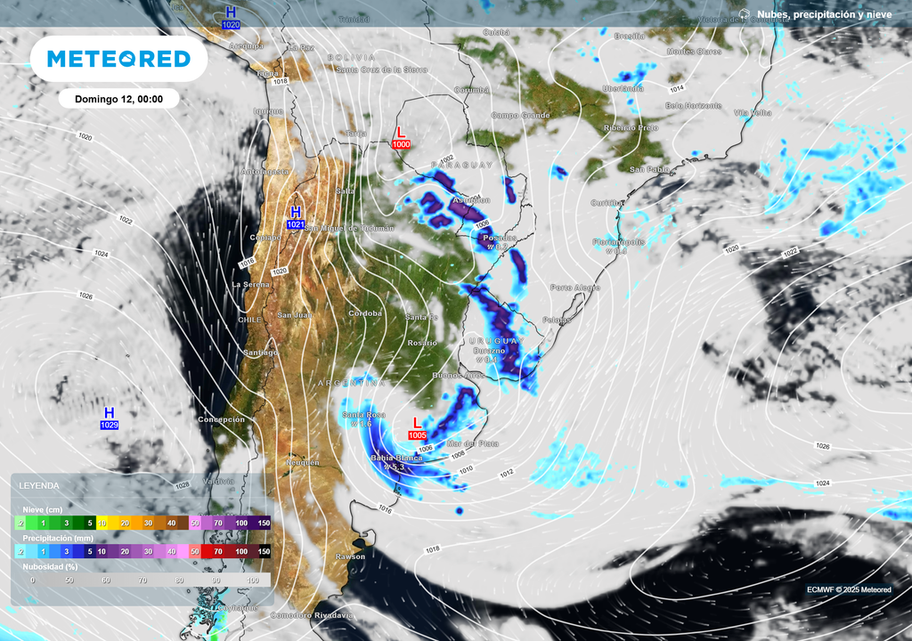 Nubes, precipitación y nieve para el domingo 12 de octubre a las 00 h según el modelo ECMWF