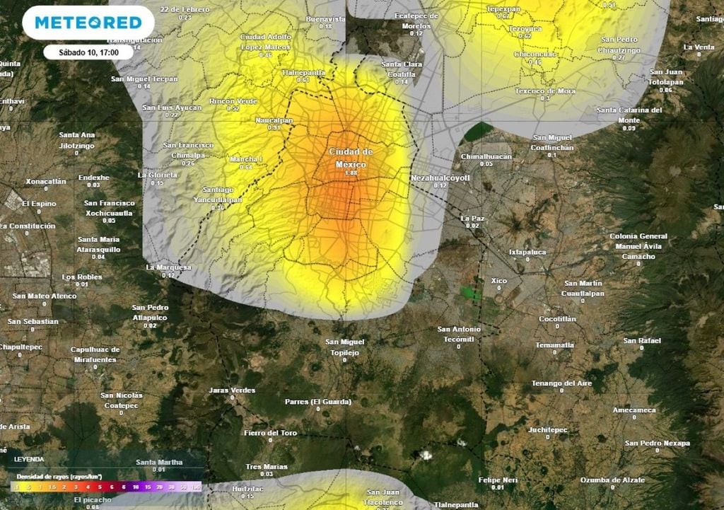 Se prevén tormentas eléctricas de gran extensión por la tarde en la capital. ¡Procura estar lejos de árboles, postes y estructuras frágiles! Se prevén tormentas eléctricas de gran extensión por la tarde en la capital. ¡Procura estar lejos de árboles, postes y estructuras frágiles!