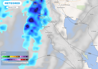 Pronóstico del tiempo para Baja California: Lluvias fuertes, rachas superiores a 60 km/h y caída de nieve en la sierra
