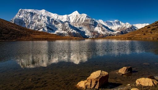 Prosciugare i laghi glaciali del Nepal: il progetto per prevenire le inondazioni pi&ugrave; catastrofiche