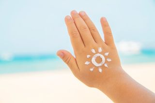 Skin cancer prevention: sunscreen, which is best? 