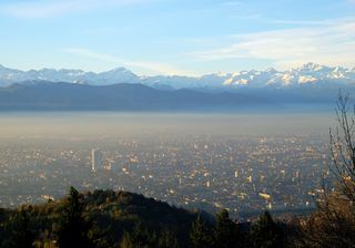 Qualità dell'aria, città italiane bocciate: troppo inquinamento