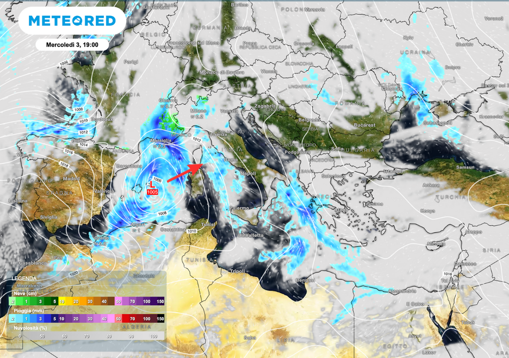 Il minimo depressionario punta la nostra Penisola: primi segnali del peggioramento di metà settimana