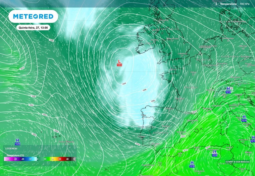Neste mapa da temperatura a 700 hPa pode-se verificar como o ar frio de origem polar ou ártica se insere na circulação depressionária que irá interferir no estado do tempo em Portugal continental em meados da próxima semana, podendo provocar uma importante descida das temperaturas na quinta-feira, 27 de agosto.