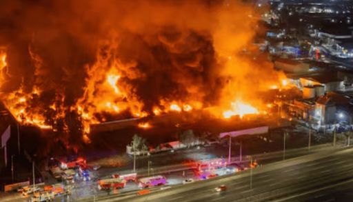 &iquest;Qu&eacute; es realmente una emergencia qu&iacute;mica? Las claves para entender el incendio industrial de Quilicura
