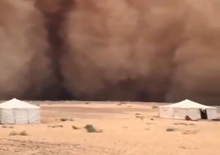 Gli haboob spazzano l'Arabia Saudita, i video sono impressionanti!