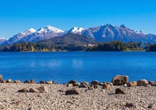 Una playa, un tren nocturno y un tour cervecero: qué hacer un fin de semana de verano en Bariloche