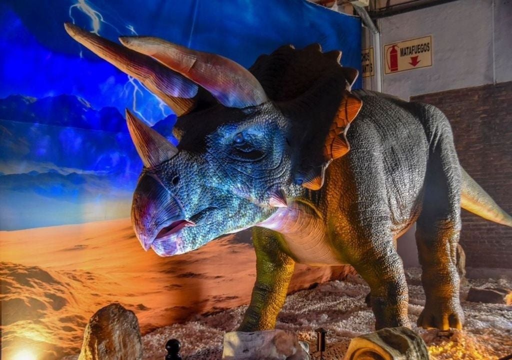 "Viven dinosaurios", una exposición para toda la familia en La Rural.