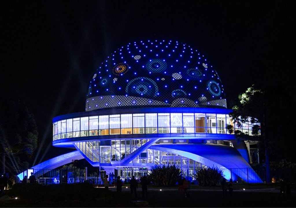 Observación por telescopio en el Planetario Galileo Galilei Observación por telescopio en el Planetario Galileo Galilei
