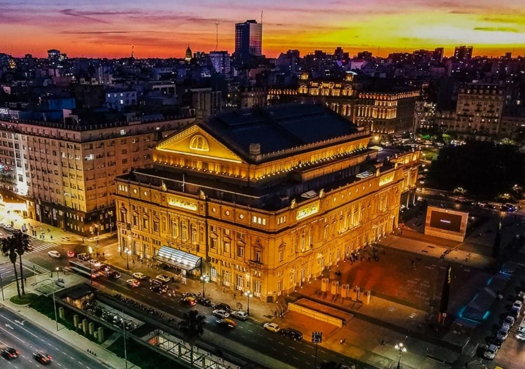 Atardecer en el Teatro Colón