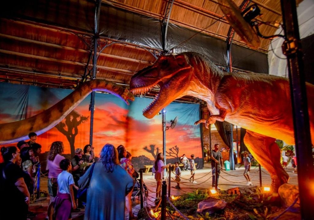 Viven Dinosaurios Viven Dinosaurios