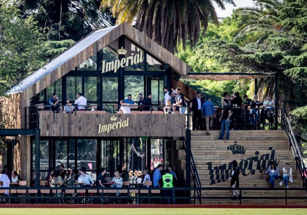 Imperial BeerHouse del Campo Argentino de Polo