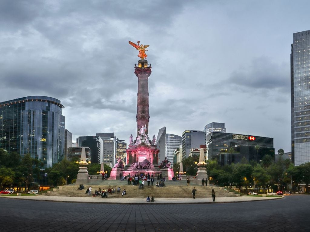 La CDMX mostrará periodos de nubosidad variable y lluvias durante este fin de semana La CDMX mostrará periodos de nubosidad variable y lluvias durante este fin de semana