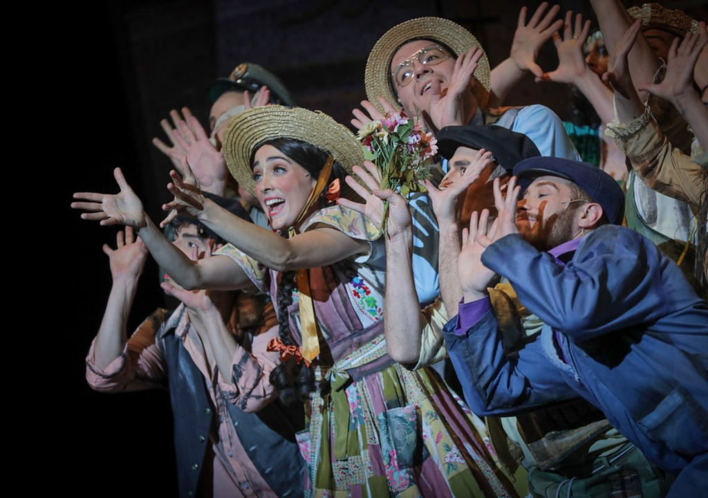 La Pérgola de las flores en Teatro Municipal de Las Condes. La Pérgola de las flores en Teatro Municipal de Las Condes.
