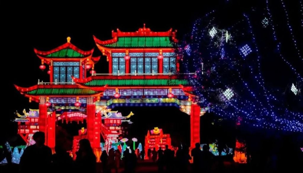 festival Tianfu El festival de luces más grande de Latinoamérica seguirá con sus puertas abiertas durante este fin de semana largo.
