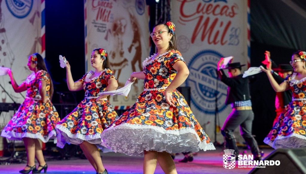 En San Bernardo se celebra uno de los encuentros cuequeros más importantes del país. Crédito: Municipalidad de San Bernardo.