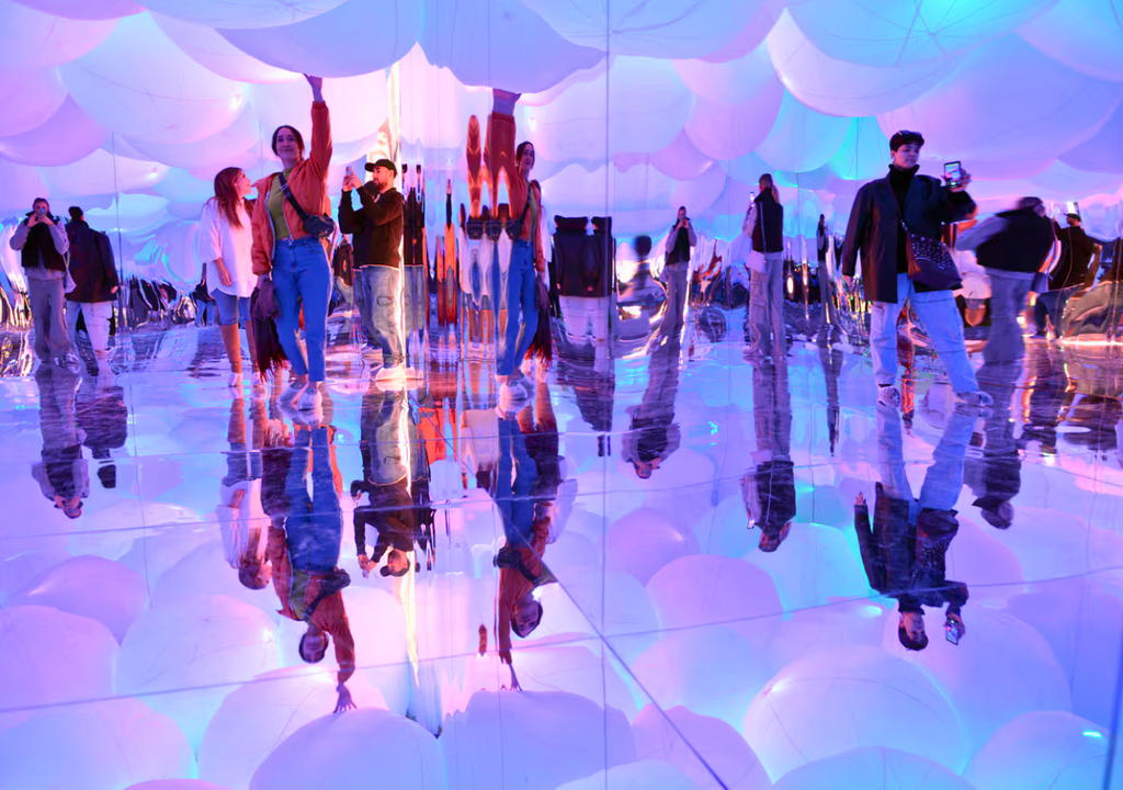 Blow Up Experience, muestra de arte inflable inmersiva. Blow Up Experience, muestra de arte inflable inmersiva.