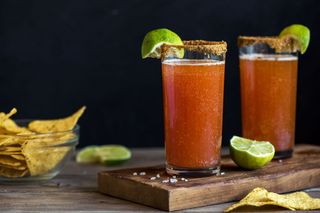 ¿Qué lleva la Michelada original? La receta mexicana que ha conquistado al mundo
