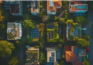 ¿Qué pasaría si pusiéramos paneles solares en todos los techos del mundo?