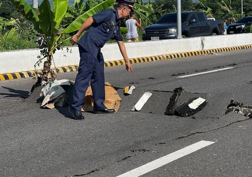 Qu&eacute; revelan las enormes grietas que dej&oacute; el terremoto de magnitud 7,8 en la isla filipina de Mindanao