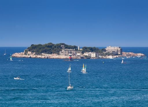 Quelle &icirc;le priv&eacute;e m&ecirc;lant bien-&ecirc;tre et gastronomie est la nouvelle destination phare en M&eacute;diterran&eacute;e&nbsp;?