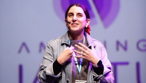 Qui&eacute;n es Carla Hermann, la f&iacute;sica chilena reconocida por hacer la ciencia cu&aacute;ntica m&aacute;s accesible