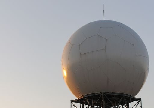 Radares meteorologicos ojos de la atmosfera con algunas miopias