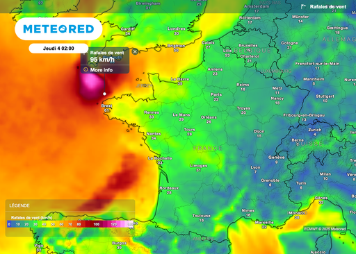 Rafales de vent à près de 100 km/h, forte houle, fortes pluies : Météo-France place 22 départements en vigilance jaune