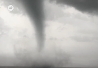 Rarissima supercella tornadica nello Stretto di Messina, in poche ore la pioggia di un intero mese: il video