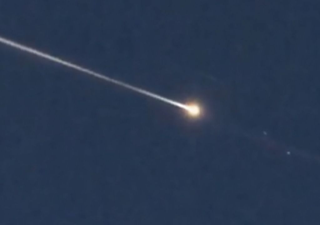 bola de fogo no céu