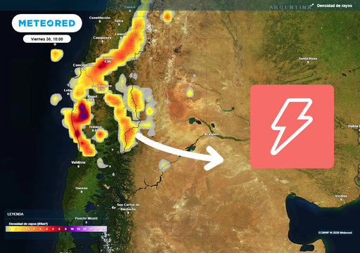"Rayos y chubascos para el fin de semana entre &Ntilde;uble y Los R&iacute;os": hasta 30 mm en Chile centro sur por baja segregada