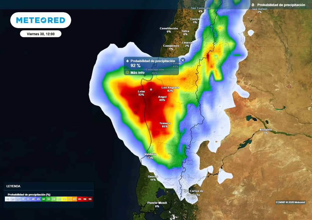 Probabilidad de precipitación (%) para el mediodía del viernes 30 de enero 2026 entre las regiones de Ñuble y Los Ríos.
