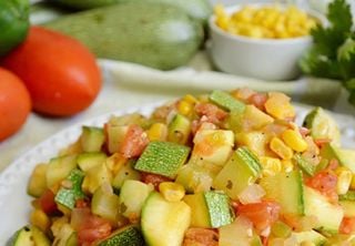 Receta de calabacitas a la mexicana: opción fácil, rica con elote y carne