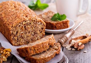 Receta de pan de nuez casero: el bizcocho perfecto para otoño o invierno