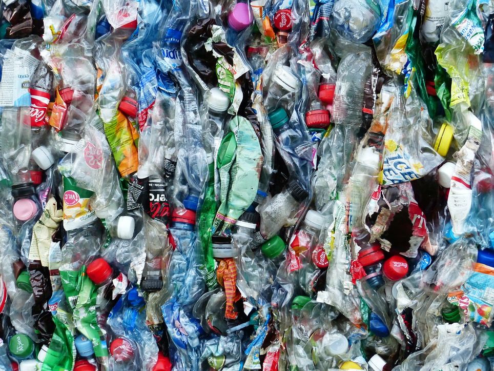 ¡Reduce, reutiliza y recicla! El medio ambiente te necesita. ¡Reduce, reutiliza y recicla! El medio ambiente te necesita.
