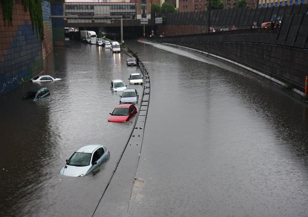 Inundaciones de calles; ciudad