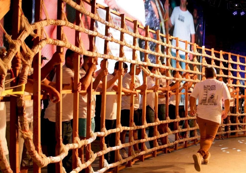 El salame más largo del mundo, elaborado en Tandil, provincia de Buenos Aires.