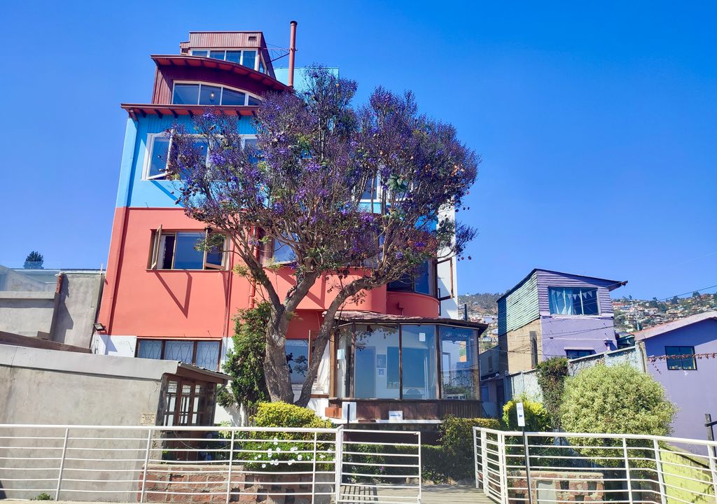 La Sebastiana, casa de Pablo Neruda. La Sebastiana, casa de Pablo Neruda.