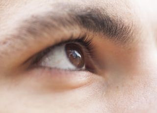 Recouvrer partiellement la vue grâce à un implant révolutionnaire ? C’est peut-être pour bientôt !