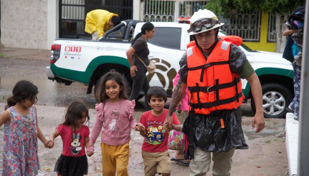 Cerca de 700 personas permanecieron en refugios temporales y comenzaron a regresar a sus hogares el mismo martes.