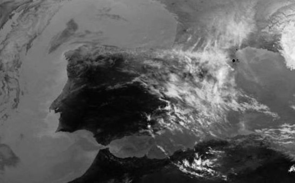 Imagen del MSG del 22 de julio de 2012 a las 18 UTC (20 hora local)del canal 3.9 um