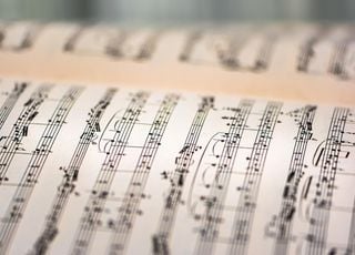 ¿Puede la música realmente reducir los síntomas de la demencia?
