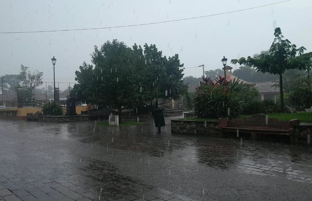 En la costa de Jalisco se prevén precipitaciones muy fuertes, con acumulados de entre 50 y 75 milímetros. Foto cortesía PCJalisco.
