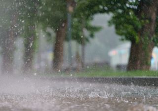 Wetterumschwung in Deutschland? Wettermodelle rechnen mit Regen und Sturm! 