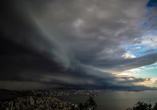 Região Sul sob alerta: frente fria traz risco de tempestades severas e volumes de quase 300 mm a partir de quarta-feira