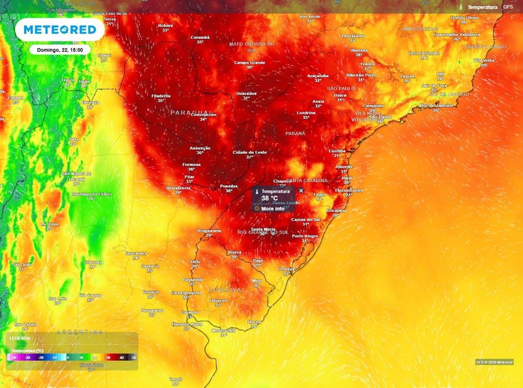 Previsão de temperatura máxima do ar (em °C) no domingo (22) à tarde (15h).