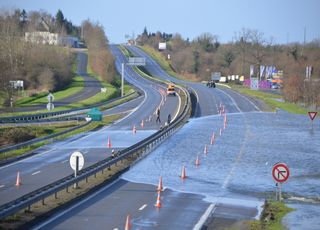 Régime océanique en France : allons-nous vers un risque d'inondations ?